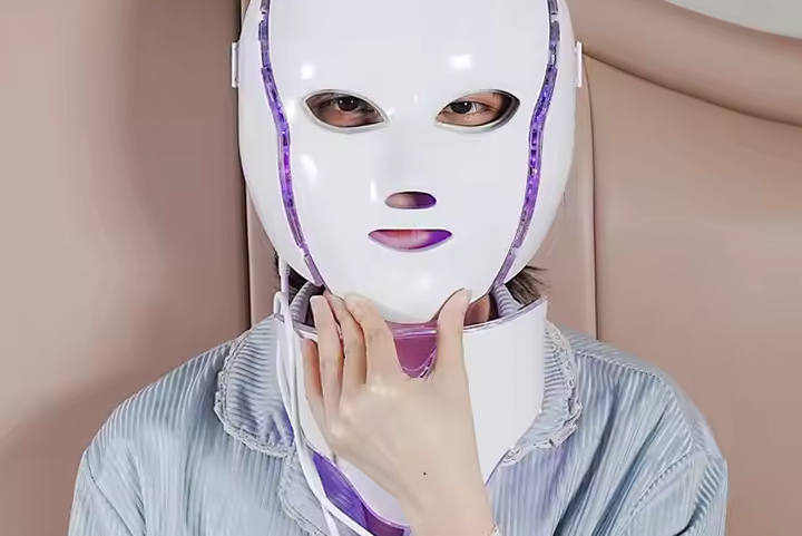 The Power of Light Therapy: How the 7 Colors LED Beauty Mask Transforms Your Skin